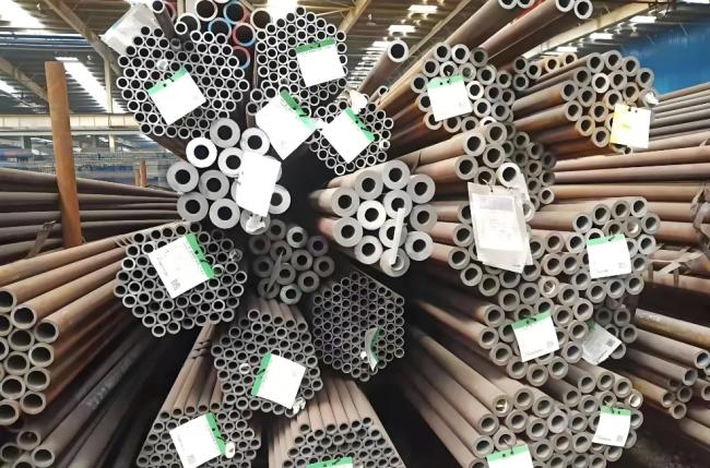 Φ70×9 SA-210C 无缝钢管-2.jpg