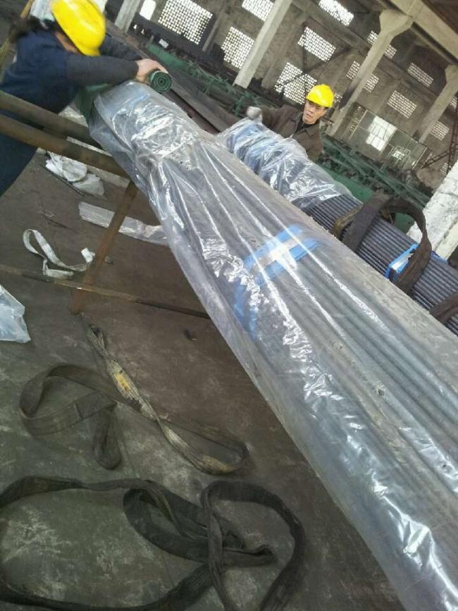 Φ19.05×2.11×4880 SA-179 无缝钢管-1.jpg