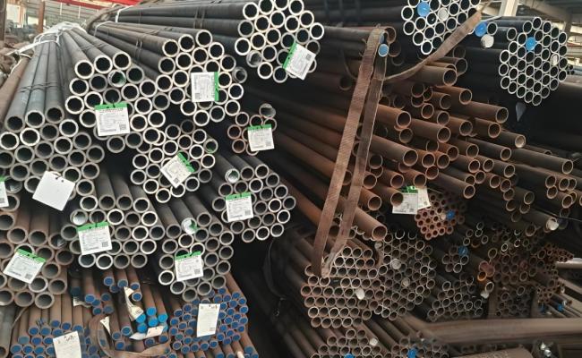 Φ32×4 SA-210C 无缝钢管-4.jpg